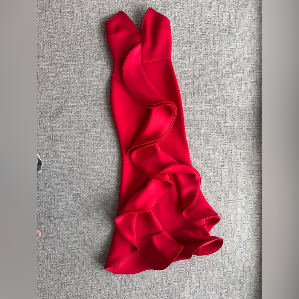 Elegant Red Ruffled Dress